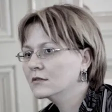 Laura Tabus